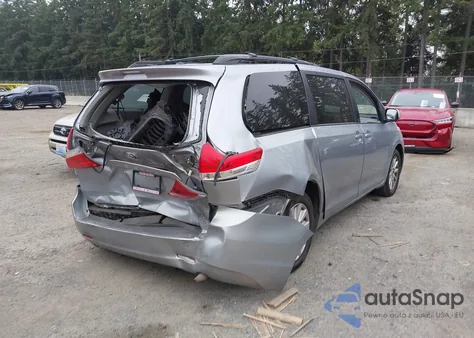 2011 Toyota Sienna Le from USA, damaged, VIN 5TDJK3DC4BS028212
